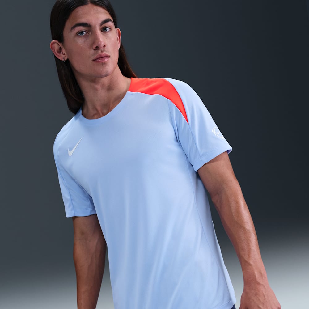 Nike Strike