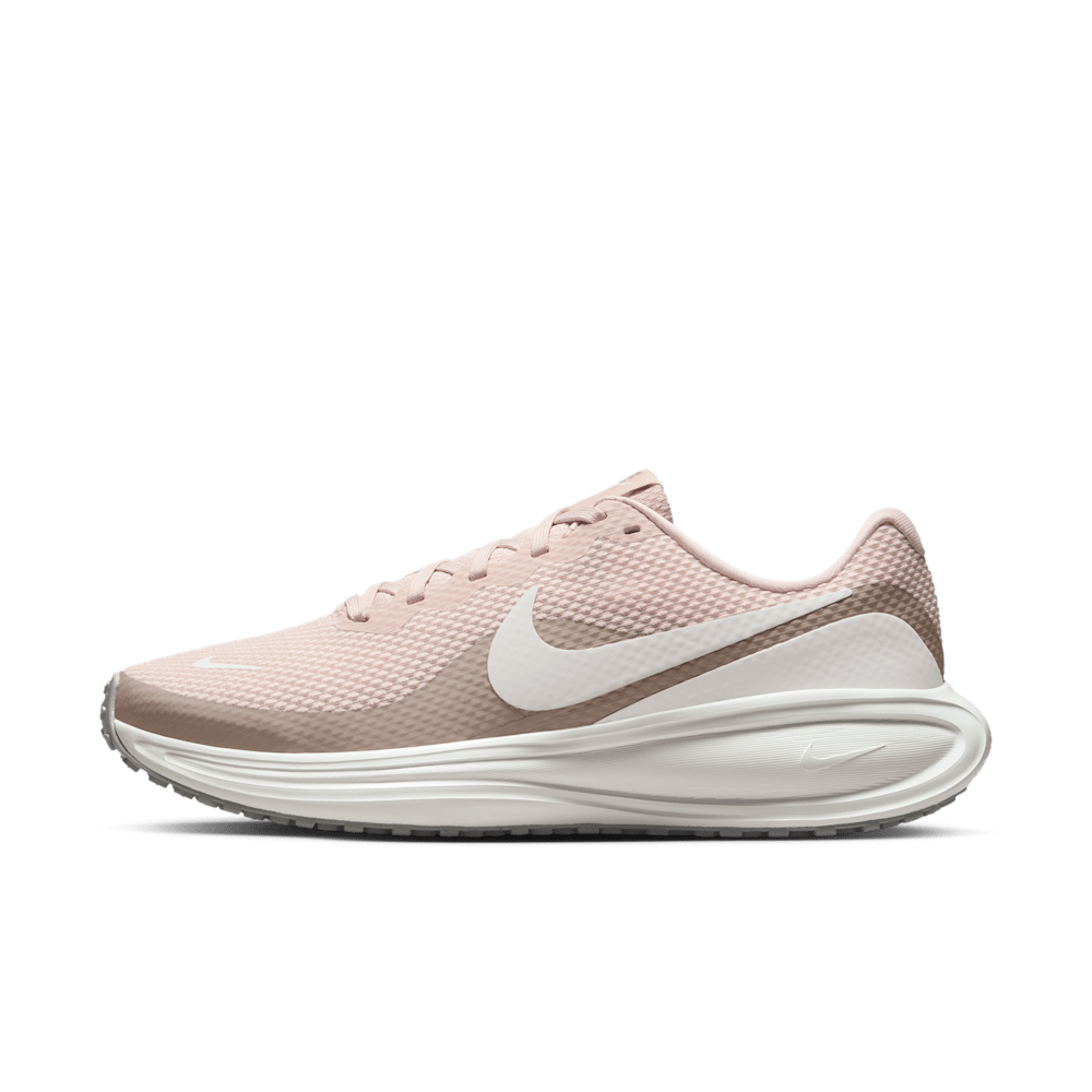 Nike Revolution 8