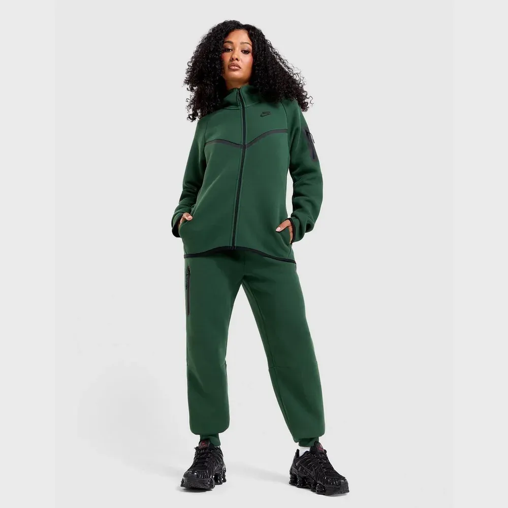 Nike Sportswear Tech Fleece