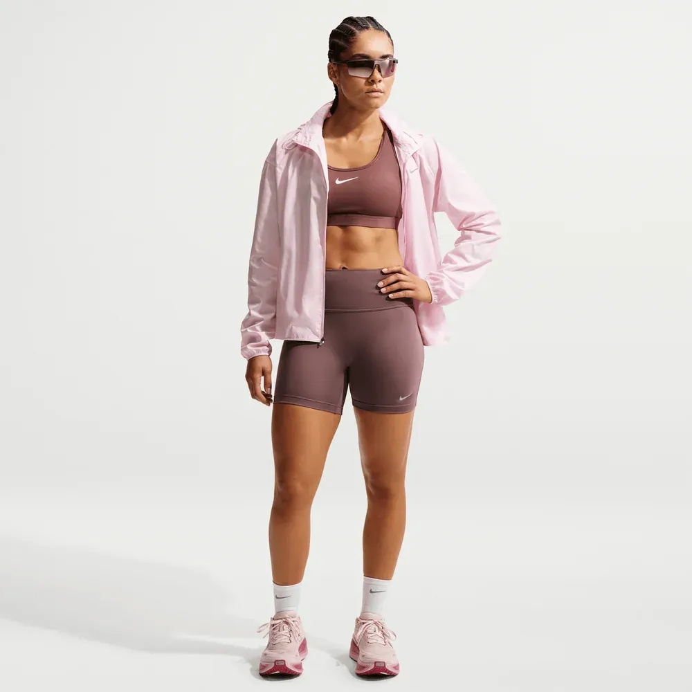 Nike Tempo
